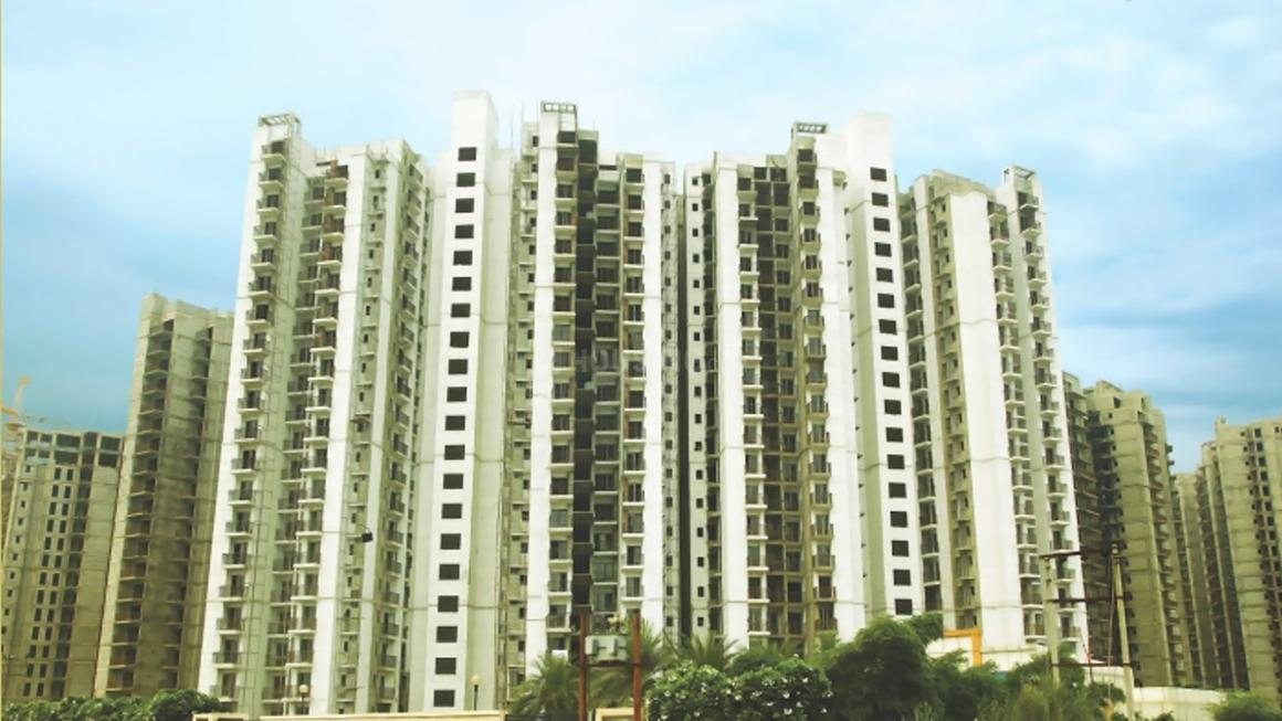 Blossom County ( Phase-4 Tower -L,m,a & C)